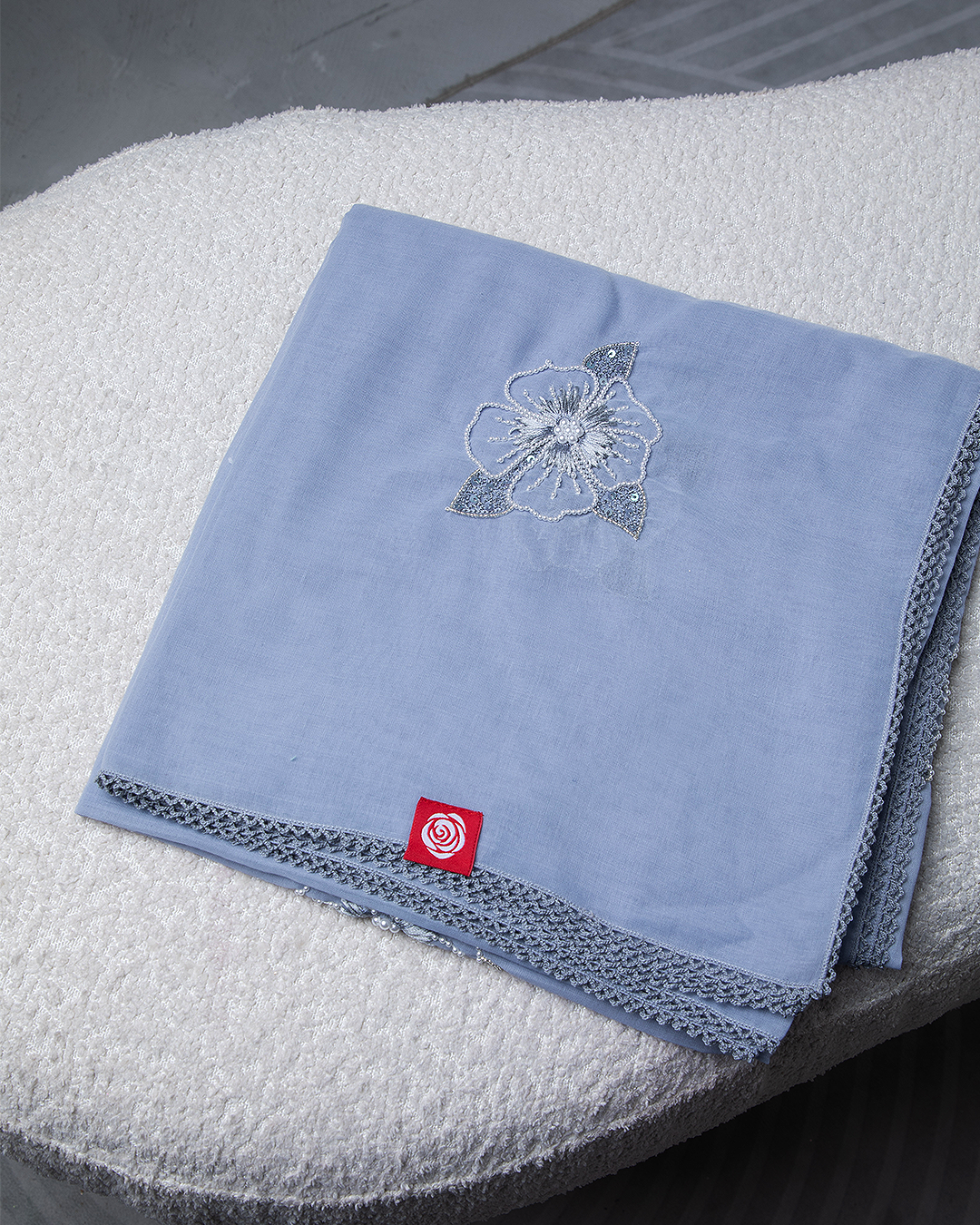 DK6-63 شيلة بيت منثرات عريضة - قطن ويل