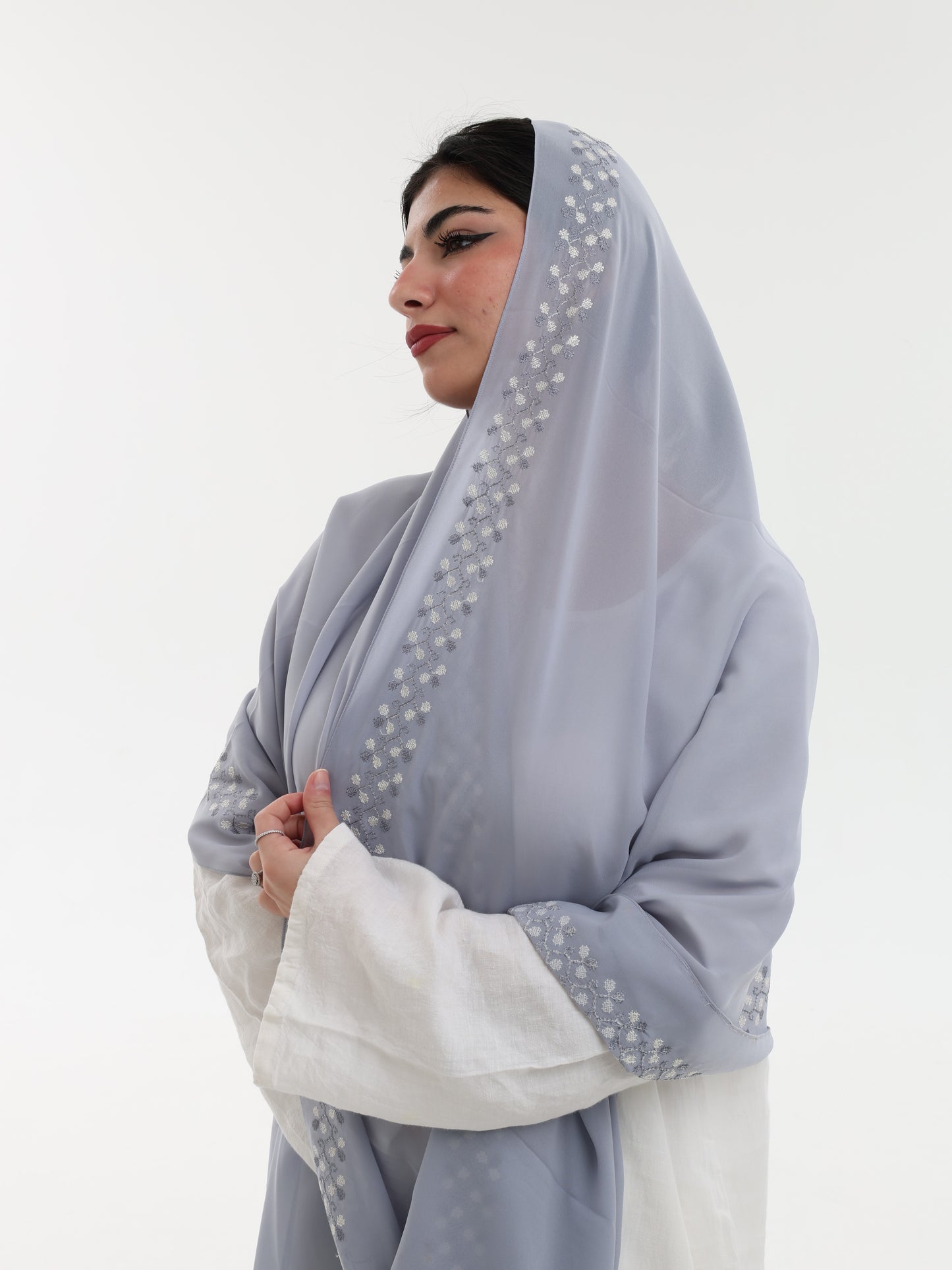 UQ1-04 Jouri Rose Embroidered Home Hijab