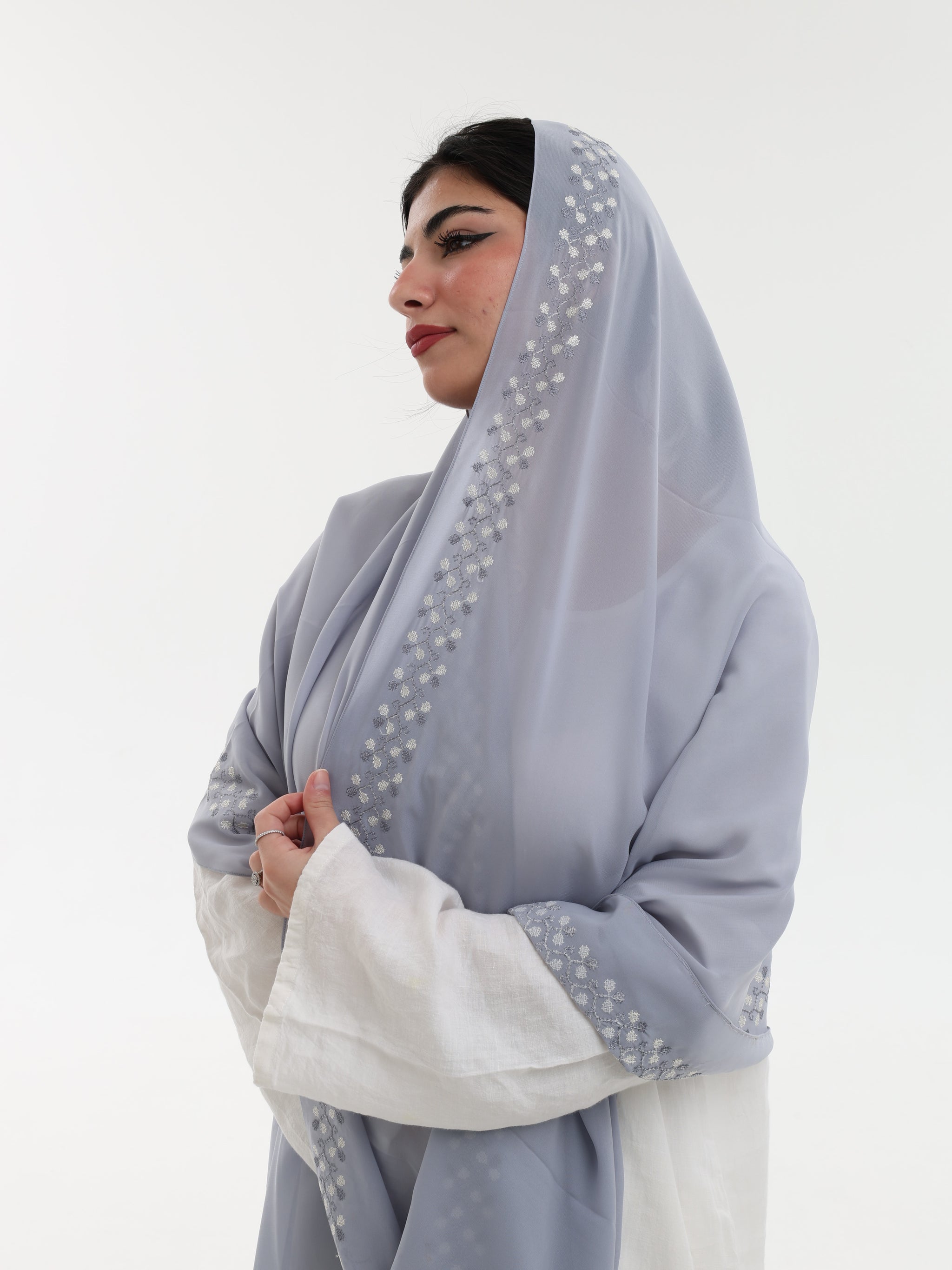 UQ1-04 Jouri Rose Embroidered Home Hijab